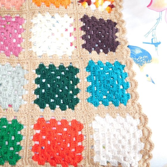 VTG Hand Crochet Knit Multi Colour Granny Square 48" x 58" Afghan Throw Blanket - Picture 7 of 8